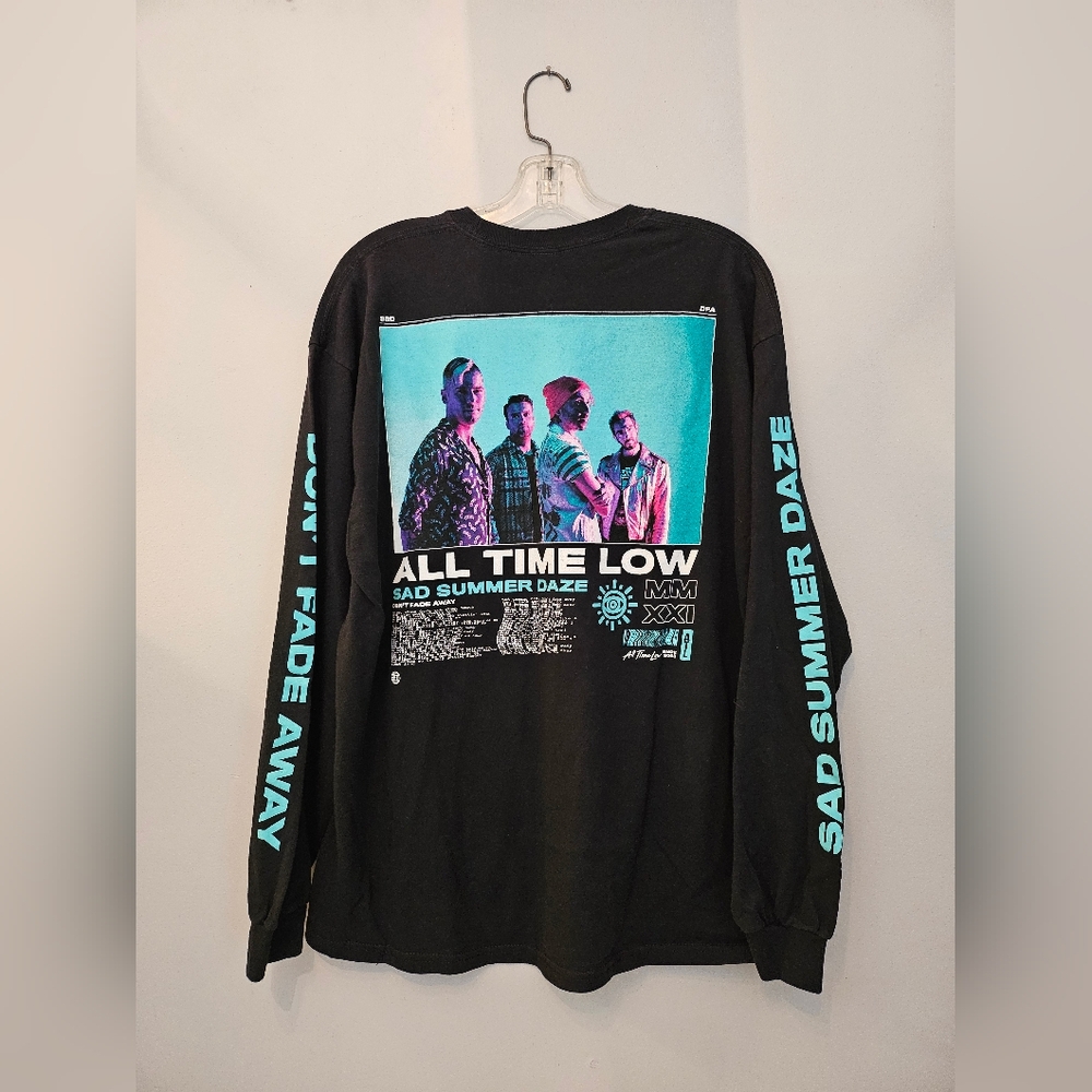 All time Low Sad Summer Days Graphic T-shirt | Size XL